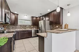 37913 Wicklow Ave, Zephyrhills, FL 33541 - Photo 9