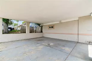 37913 Wicklow Ave, Zephyrhills, FL 33541 - Photo 5