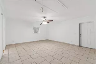37913 Wicklow Ave, Zephyrhills, FL 33541 - Photo 45
