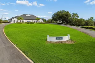 9376 French Quarters Cir, Weeki Wachee, FL 34613 - Photo 75