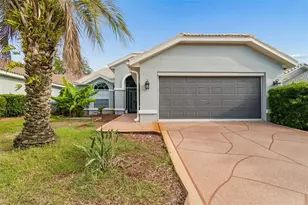 9376 French Quarters Cir, Weeki Wachee, FL 34613 - Photo 3