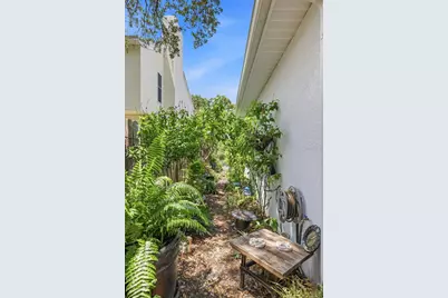 3210 W Villa Rosa Street, Tampa, FL 33611 - Photo 45