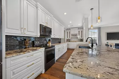 626 35th Avenue N, Saint Petersburg, FL 33704 - Photo 15