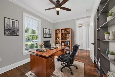 626 35th Avenue N, Saint Petersburg, FL 33704 - Photo 27