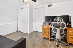 2151 44th Ave N, Saint Petersburg, FL 33714 - Photo 21