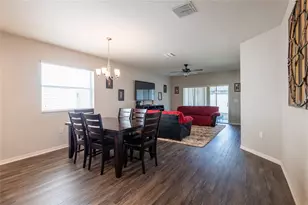 7412 Indigo Oasis Ct, Gibsonton, FL 33534 - Photo 11
