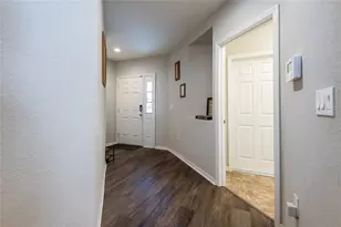 7412 Indigo Oasis Ct, Gibsonton, FL 33534 - Photo 3
