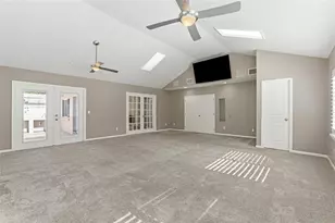 2708 W Osborne Ave, Tampa, FL 33614 - Photo 41