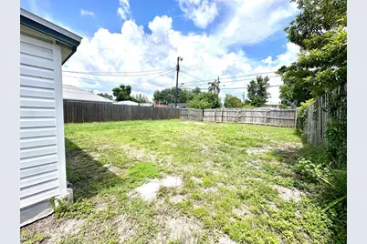4111 28th Street N, Saint Petersburg, FL 33714 - Photo 9