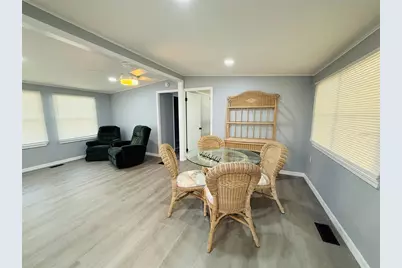 4851 W Gandy Boulevard #B7L27, Tampa, FL 33611 - Photo 5