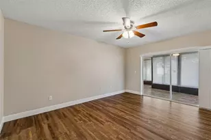 9237 Pebble Creek Dr, Tampa, FL 33647 - Photo 11