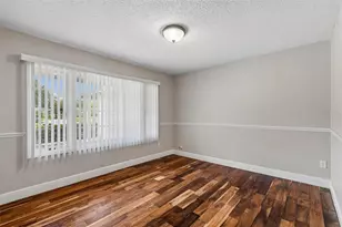 9237 Pebble Creek Dr, Tampa, FL 33647 - Photo 19