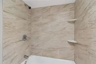 9237 Pebble Creek Dr, Tampa, FL 33647 - Photo 33