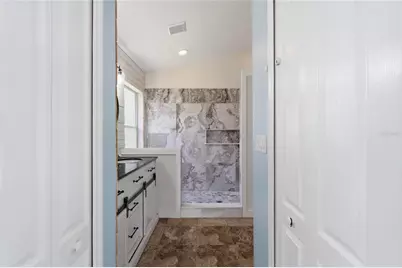 19520 Morden Blush Drive, Lutz, FL 33558 - Photo 11