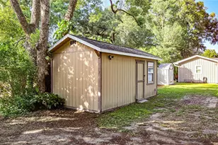5725 14th St, Zephyrhills, FL 33542 - Photo 37