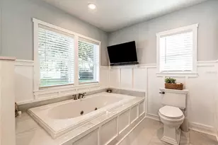 5725 14th St, Zephyrhills, FL 33542 - Photo 25