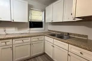 1505 N Orange St, Plant City, FL 33563 - Photo 17