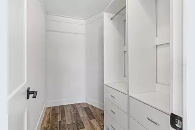 2058 Bayou Grande Boulevard NE, Saint Petersburg, FL 33703 - Photo 17