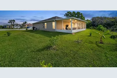 2274 SE Powell Court, Port Saint Lucie, FL 34952 - Photo 31
