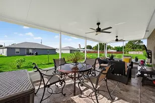 2274 SE Powell Ct, Port Saint Lucie, FL 34952 - Photo 27