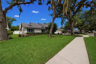 2517 Mason Oaks Dr, Valrico, FL 33596 - Photo 63
