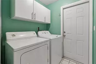 416 Maplewood Dr, Oldsmar, FL 34677 - Photo 25