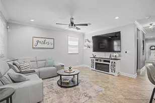 16910 Dorman Rd, Lithia, FL 33547 - Photo 9