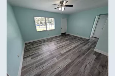 111 W Grapefruit Circle, Clearwater, FL 33759 - Photo 3