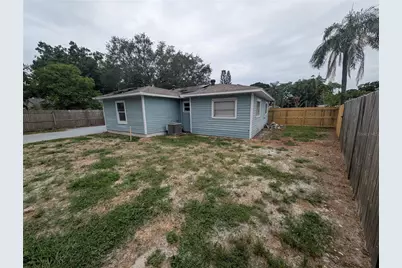 111 W Grapefruit Circle, Clearwater, FL 33759 - Photo 27