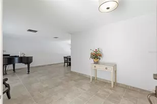 707 Knollwood Dr, Largo, FL 33770 - Photo 5