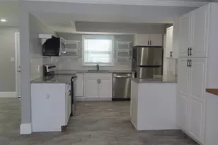 1727 Thames St, Clearwater, FL 33755 - Photo 9
