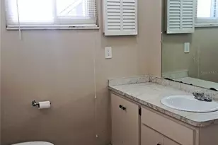 2657 Bayside Dr S, Saint Petersburg, FL 33705 - Photo 11