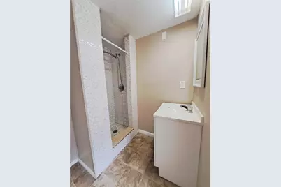 2657 Bayside Drive S, Saint Petersburg, FL 33705 - Photo 21