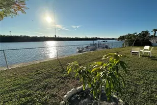 3340 Wilson Dr, Holiday, FL 34691 - Photo 21
