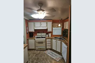 5716 Pawnee Street, Zephyrhills, FL 33542 - Photo 21