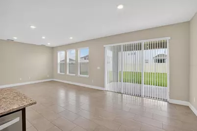 2546 Warren Acres Boulevard, Wesley Chapel, FL 33543 - Photo 15