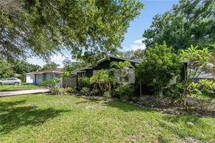 1010 W Berry Ave, Tampa, FL 33603 - Photo 3