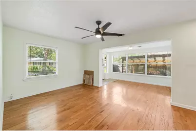 1010 W Berry Avenue, Tampa, FL 33603 - Photo 7