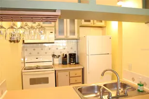 14130 Rosemary Ln, Largo, FL 33774 - Photo 13