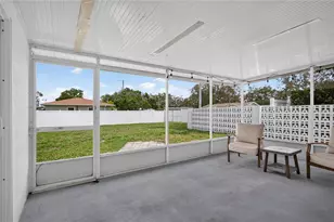 12501 St Charlotte Dr, Tampa, FL 33618 - Photo 47