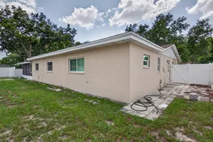 12501 St Charlotte Dr, Tampa, FL 33618 - Photo 55