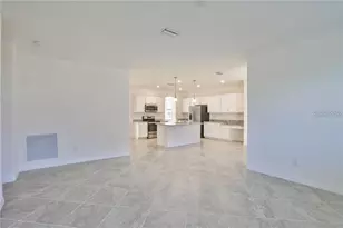 11424 Sweetgrass Dr, Bradenton, FL 34212 - Photo 9