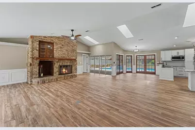 8500 Bay Drive, Spring Hill, FL 34606 - Photo 11