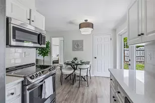 10408 Ventura Ave, Tampa, FL 33619 - Photo 15