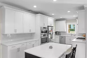 2943 W Bayshore Ct, Tampa, FL 33611 - Photo 17