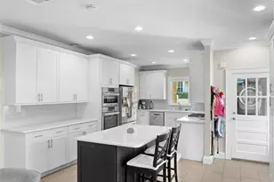 2943 W Bayshore Ct, Tampa, FL 33611 - Photo 19