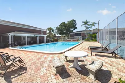 8522 10th Street N #D, Saint Petersburg, FL 33702 - Photo 27