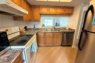 9703 Greenskeeper Dr, New Port Richey, FL 34655 - Photo 13