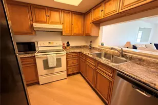 9703 Greenskeeper Dr, New Port Richey, FL 34655 - Photo 7