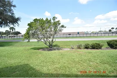 2302 Maki Road #2, Plant City, FL 33563 - Photo 7